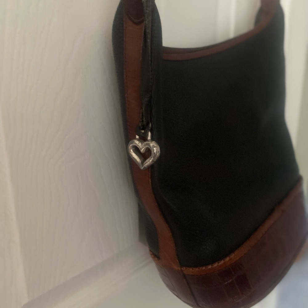 Brighton Vintage Shoulder Bag - Picture 9 of 10